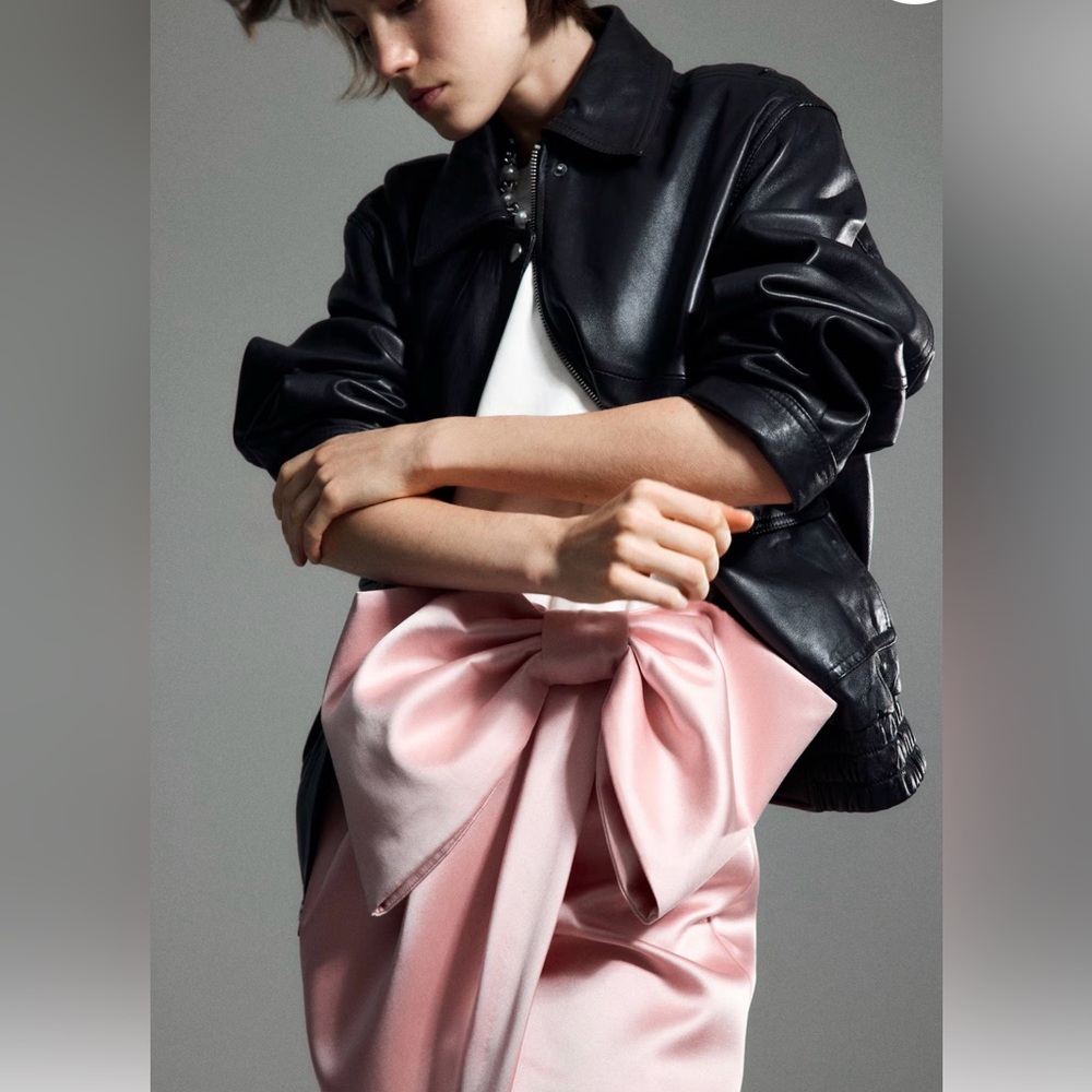 H&M Pink Satin Bow skirt NWT size 4